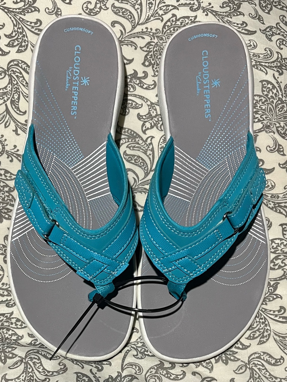 NEW Clarks Cloudsteppers! Cushion Soft Aqua Blue Comfort Sandals Women’s US 8M